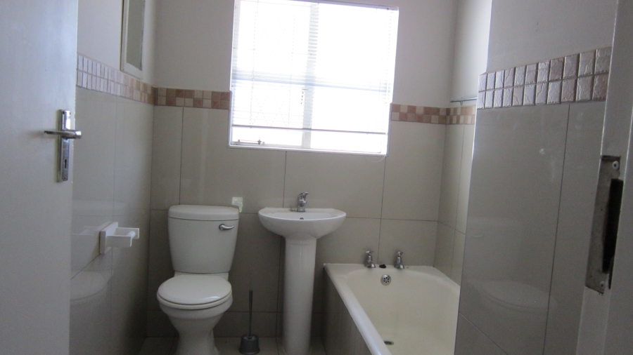 3 Bedroom Property for Sale in Beacon Bay Eastern Cape